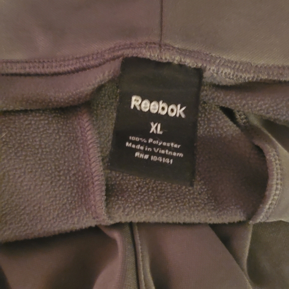 Boys Reebok XL grey pants - Picture 8 of 10
